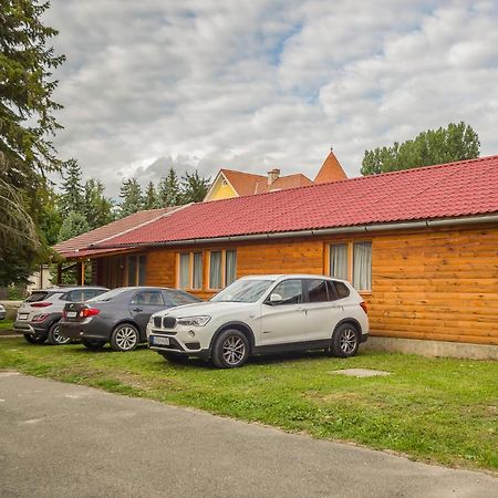 Lipicai Ifjusagi Szallo Szilvásvárad Extérieur photo